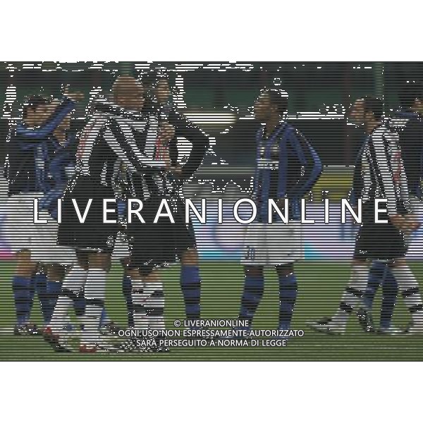Inter - Juventus Coppa Italia Tim Cup 23/01/2008 nella foto abbraccio di boumsong e alessandro del piero a fine gara ph luzzani/Ag. Aldo Liverani sas