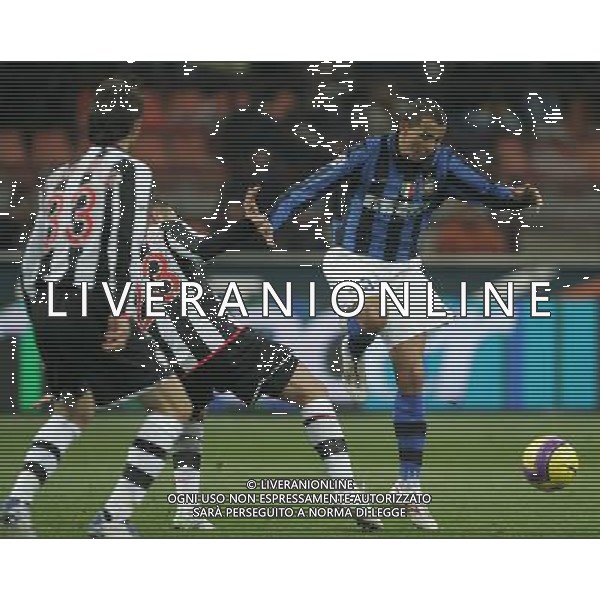 Milano 23 gennaio 2008 Inter - Juventus quarti di finale coppa italia gara di andata nella foto: Cesar e Nocerino Antonio foto Andry / Ag. Aldo Liverani