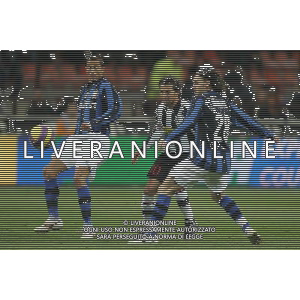 Milano 23 gennaio 2008 Inter - Juventus quarti di finale coppa italia gara di andata nella foto: Del Piero Alessandro Maniche e Cesar foto Andry / Ag. Aldo Liverani