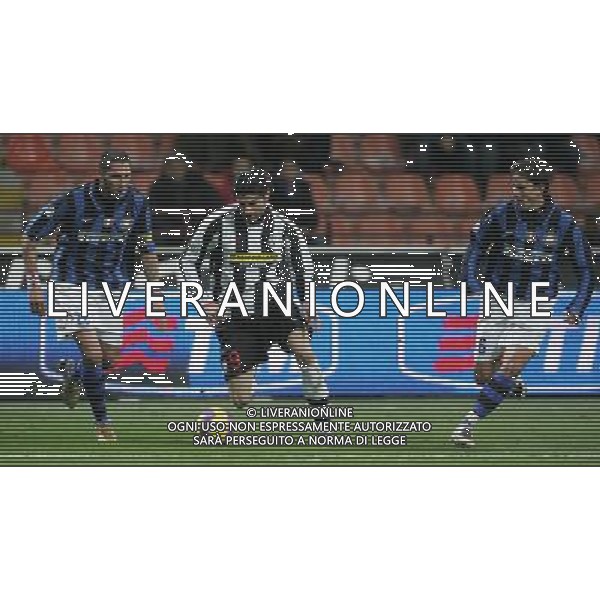 Milano 23 gennaio 2008 Inter - Juventus quarti di finale coppa italia gara di andata nella foto: Iaquinta Vincenzo Materazzi Marco e Maxwell foto Andry / Ag. Aldo Liverani