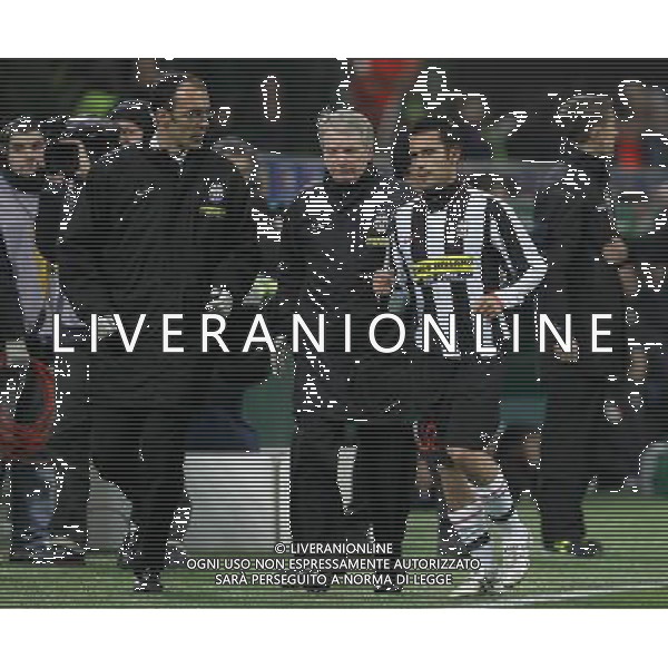 Milano 24/01/2008 coppa italia tim 2007/08 inter-juventus 2:2 nella foto marco marchionni esce per infortunio ph marco luzzani/ag aldo liverani s.a.s.