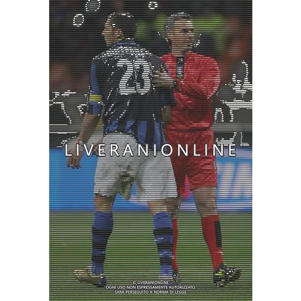 Milano 24/01/2008 coppa italia tim 2007/08 inter-juventus 2:2 nella foto marco materazzi e l\' arbitro stefano farina ph marco luzzani/ag aldo liverani s.a.s.