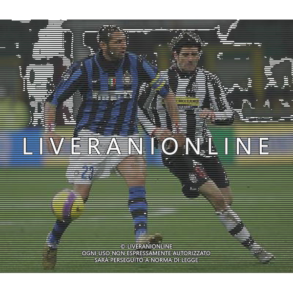 Milano 24/01/2008 coppa italia tim 2007/08 inter-juventus 2:2 nella foto vincenzo iaquinta e marco materazzi ph marco luzzani/ag aldo liverani s.a.s.