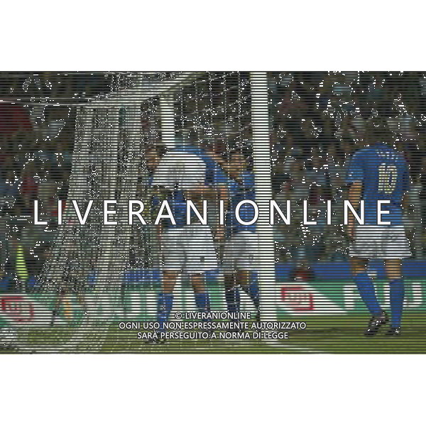 Reggio Calabria 11/10/2003 Italia-Arzebaijan qualificazioni Euro 2004 nella foto esultanza di Vieri Christian e Filippo Inzaghi dopo il gol* Agenzia Aldo liverani