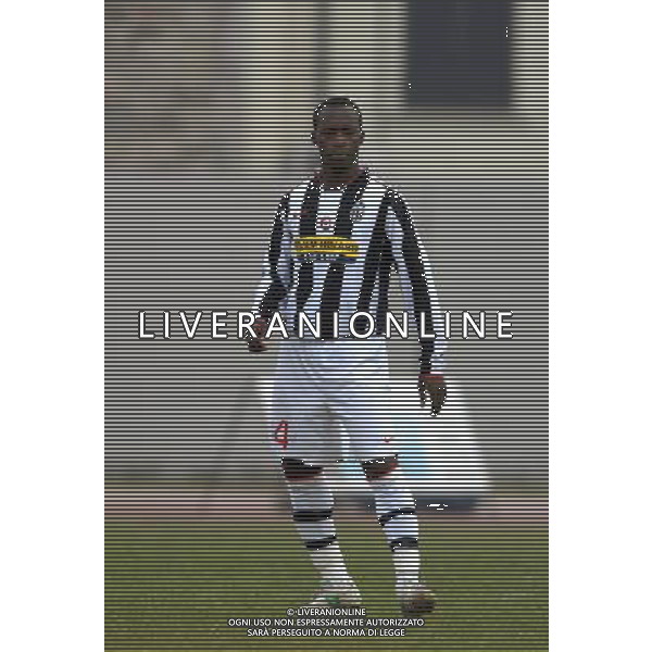 60° Coppa Carnevale di Viareggio 2008 Quarrata(PT) - 29.01.2008 Juventus-Pumas Unam Nella Foto:BASSAOLUE\' YOBIE /Ph.Vitez-Ag. Aldo Liverani