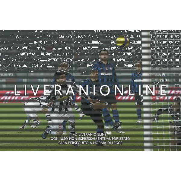 Juventus Inter Coppa Italia Tim Cup 2007/2008 30-01-2008 Torino Nella foto: il gol di vincenzo Iaquinta del 2-1 ©Manuela Viganti/Press Photo/Ag. Aldo Liverani sas