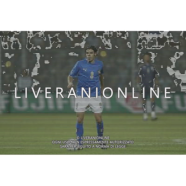 Reggio Calabria 11/10/2003 Italia-Arzebaijan qualificazioni Euro 2004 nella foto Simone Perrotta* Agenzia Aldo liverani