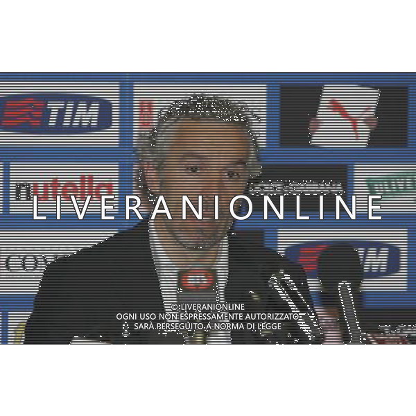 Raduno e Allenamento della Nazionale Italiana a Milano 04/02/2008 nella foto roberto donadoni in conferenza stampa ph Luzzani/Ag. Aldo liverani sas 