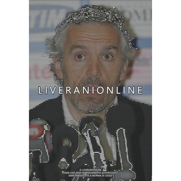Raduno e Allenamento della Nazionale Italiana a Milano 04/02/2008 nella foto roberto donadoni in conferenza stampa ph Luzzani/Ag. Aldo liverani sas 