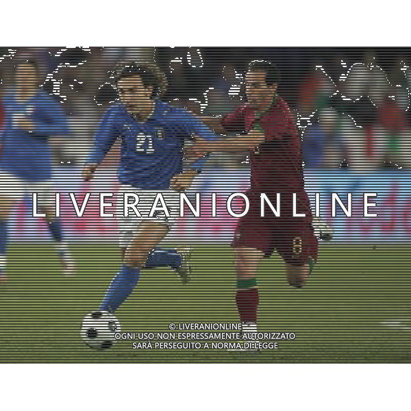 Italia - Portogallo amichevole Zurigo 06/02/2008 nella foto andrea pirlo con petit ph luzzani/Ag. Aldo Liverani sas