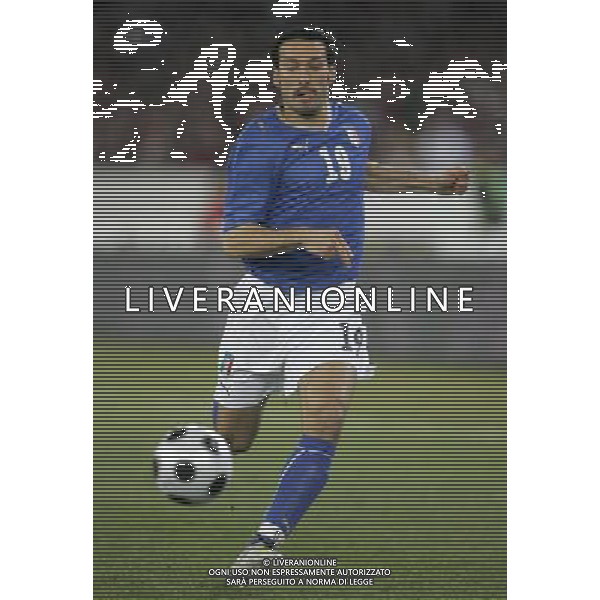 Zurigo (CH) 06-02-2008 amichevole preparazione euro 2008 italia-portogallo 3 : 1 nella foto gianluca zambrotta ph marco luzzani/ag aldo liverani s.a.s.