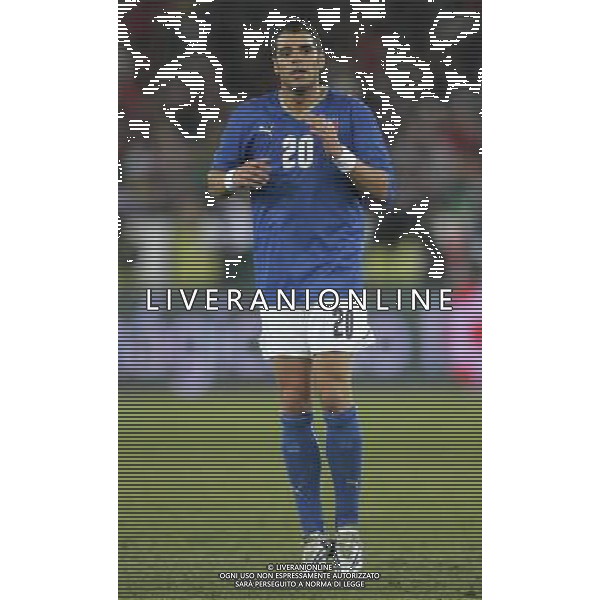 Zurigo (CH) 06-02-2008 amichevole preparazione euro 2008 italia-portogallo 3 : 1 nella foto perrotta simone ph marco luzzani/ag aldo liverani s.a.s.