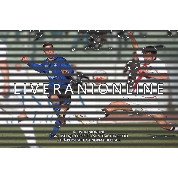 60a Coppa Carnevale Torneo di Viareggio 2008 Empoli-Inter finale Viareggio - 11.02.2008 Nella Foto: Hemmy colpisce il palo Ph.Vitez/Ag. Aldo Liverani Sas