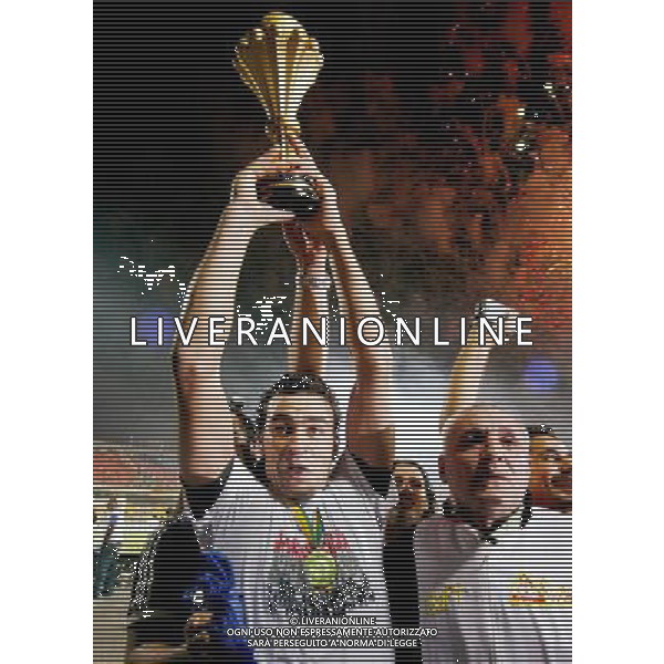 Essam EL HADARY CON LA COPPA - 10.02.2008 - Egypte / Cameroun - Finale de la Coupe d\'Afrique des Nations - Ghana EGITTO - CAMERUN FINALE COPPA D\'AFRICA Photo : Richard Lane / Icon Sport/Ag. Aldo Liverani sas - ONLY ITALY - ONLY FOR ITALIAN MARKET -