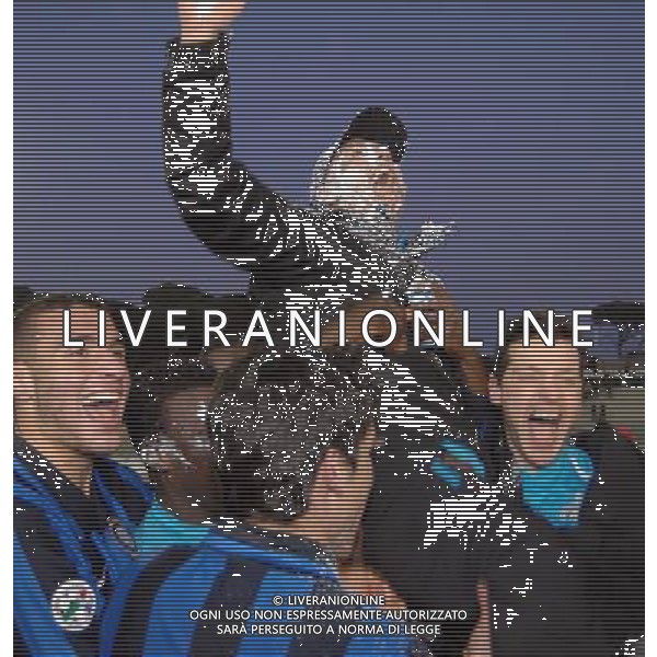 60° Coppa Carnevale di Viareggio 2008 Viareggio - 13.02.2008 Inter-Empoli Nella Foto:Esposito portato in trionfo /Ph.Vitez-Ag. Aldo Liverani