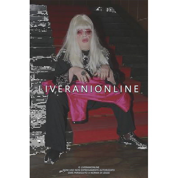 MAURO CORUZZI ( Platinette) Photocall della rappresentazione teatrale: \' Amici - a un passo dal sogno\' al Teatro Nuovo. © Antonio Sorano - ag. Aldo Liverani sas