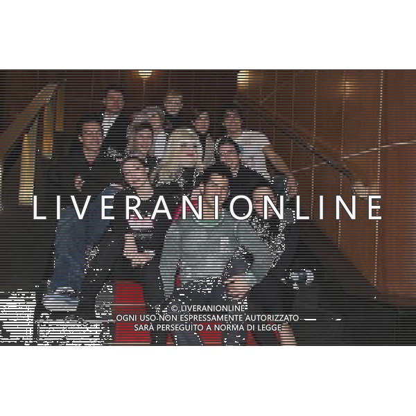 MAURO CORUZZI ( Platinette) con i ragazzi Photocall della rappresentazione teatrale: \' Amici - a un passo dal sogno\' al Teatro Nuovo. © Antonio Sorano - ag. Aldo Liverani sas