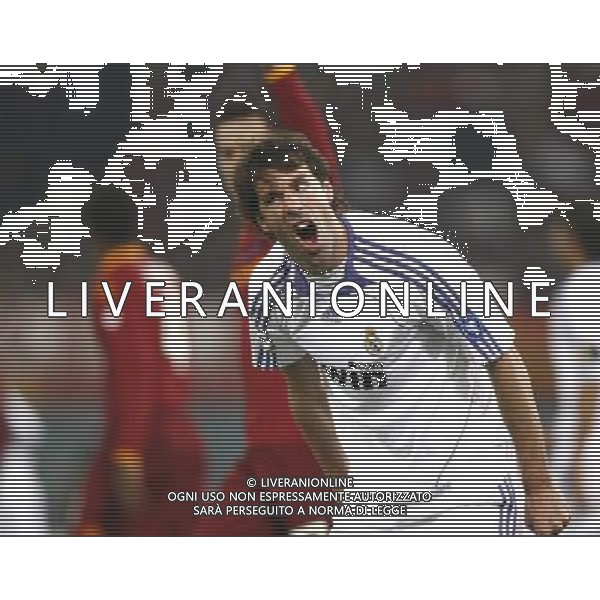 Roma - Real Madrid 19/02/2008 Uefa Champions League 2007/2008 - Ottavi di finale di andata nella foto: la rabbia di ruud van nistelrooy dopo il gol annullato ph Corradetti / ag. Aldo Liverani