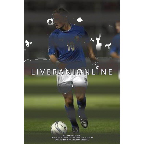 REGGIO CALABRIA 11/10/03 QUALIFICAZIONI EUROPEI 2004 ITALIA AZERBAIGIAN NELLA FOTO FRANCESCO TOTTI FOTO AG. ALDO LIVERANI