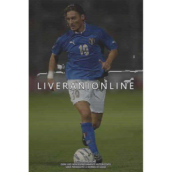 REGGIO CALABRIA 11/10/03 QUALIFICAZIONI EUROPEI 2004 ITALIA AZERBAIGIAN NELLA FOTO FRANCESCO TOTTI FOTO AG. ALDO LIVERANI