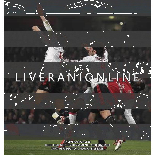 Emmanuel Adebayor e Massimo Oddo Arsenal fc - AC Milan -Champions League Emirates Stadium in London (UK) on 20/02/2008 Picture By Ian Kington©IPS - Photo Agency/Ag. Aldo Liverani - ONLY ITALY - 
