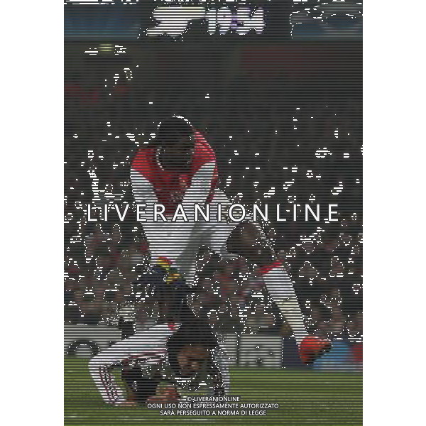 Emmanuel Adebayor con Alessandro Nesta Arsenal fc - AC Milan -Champions League Emirates Stadium in London (UK) on 20/02/2008 Picture By Ian Kington©IPS - Photo Agency/Ag. Aldo Liverani - ONLY ITALY - 