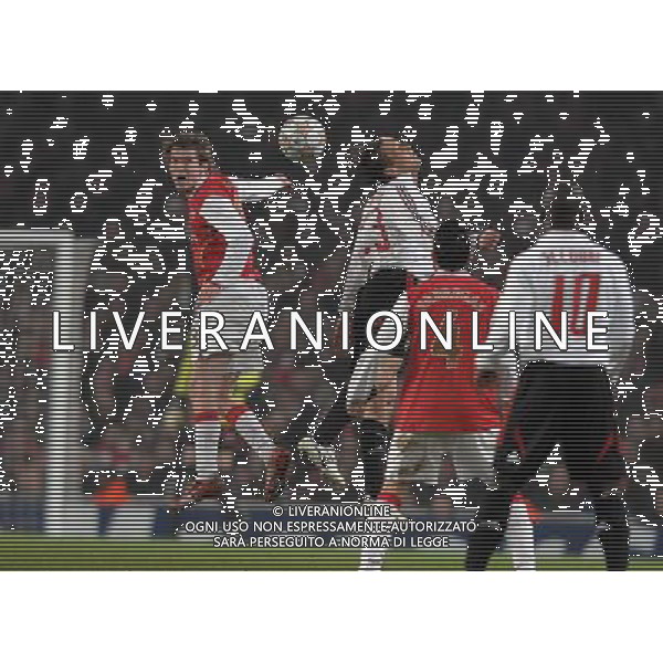 Arsenal - Milan Champions League 2007/2008 Ottavi di Finale Andata Londra - 20.02.2008 Nella Foto: massimo Ambrosini e Hleb Ph.Vitez/Ag. Aldo Liverani