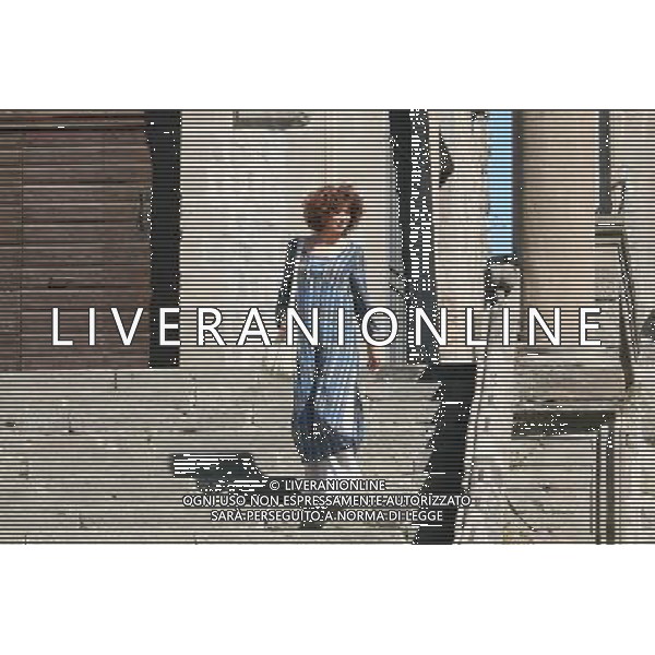 TELEFILM\'IL MARESCIALLO ROCCA E L\'AMICO D\'INFANZIA\' NELLA FOTO Veronica Pivetti AG ALDO LIVERANI