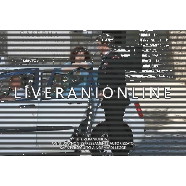 TELEFILM\'IL MARESCIALLO ROCCA E L\'AMICO D\'INFANZIA\' NELLA FOTO Gigi Proietti, Veronica Pivetti AG ALDO LIVERANI
