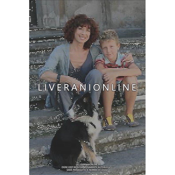 TELEFILM\'IL MARESCIALLO ROCCA E L\'AMICO D\'INFANZIA\' NELLA FOTO Valerio Vinciarelli, Veronica Pivetti AG ALDO LIVERANI