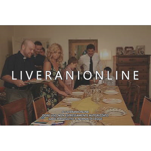 TELEFILM\'IL MARESCIALLO ROCCA E L\'AMICO D\'INFANZIA\' NELLA FOTO GIGI PROIETTI AG ALDO LIVERANI