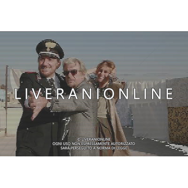 TELEFILM\'IL MARESCIALLO ROCCA E L\'AMICO D\'INFANZIA\' NELLA FOTO Gigi Proietti, Giancarlo Giannini, Caterina Vertova AG ALDO LIVERANI