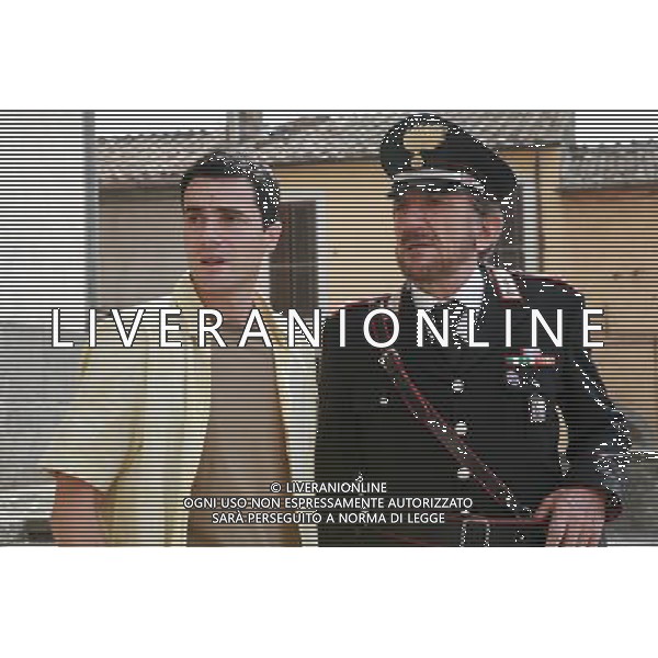 TELEFILM\'IL MARESCIALLO ROCCA E L\'AMICO D\'INFANZIA\' NELLA FOTO scena - Gigi Proietti AG ALDO LIVERANI