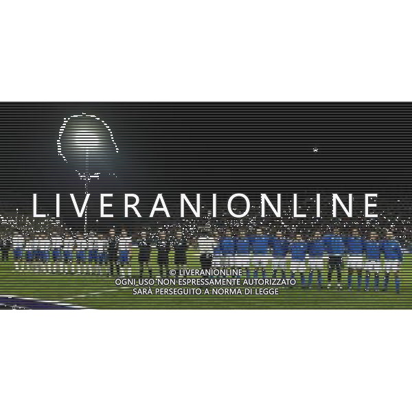 REGGIO CALABRIA 11/10/03 QUALIFICAZIONI EUROPEI 2004 ITALIA AZERBAIGIAN NELLA FOTO LE DUE SQUADRE SCHIERATE FOTO AG. ALDO LIVERANI