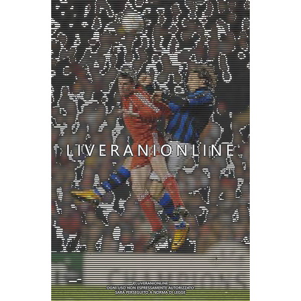 Champions League 2007/2008 Ottavi di Finale Andata Liverpool - 19.02.2008 Liverpool-Inter Nella Foto:IBRAHIMOVIC ZLATAN-CARRAGHER JAMIE /Ph.Vitez-Ag. Aldo Liverani
