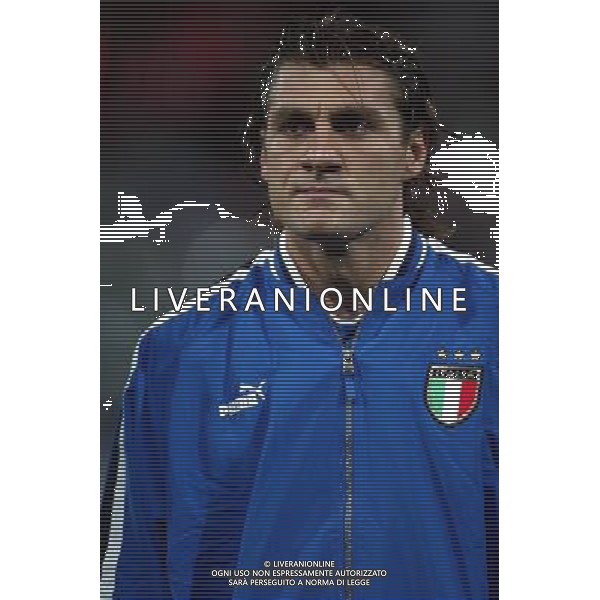 REGGIO CALABRIA 11/10/03 QUALIFICAZIONI EUROPEI 2004 ITALIA AZERBAIGIAN NELLA FOTO CHRIASTIAN VIERI FOTO AG. ALDO LIVERANI