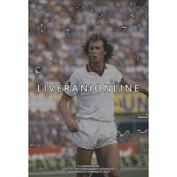 Paulo Roberto Falcao calciatore roma 1980 ph archivio Ag. Aldo Liverani sas