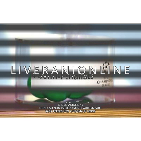 calcio 2003 nella foto urna uefa foto aldo liverani