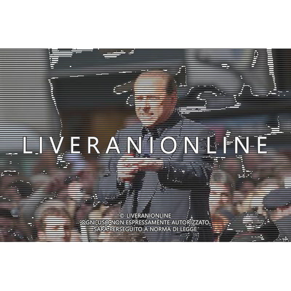 BARI,01/03/2008 POLITITICA - CAMPAGNA ELETTORALE NELLA FOTO IL PRESIDENTE DEL PDL SILVIO BERLUSCONI QUESTA MATTINA A BARI IN PIAZZA SAN FERDINANDO foto iessepi-AG ALDO LIVERANI