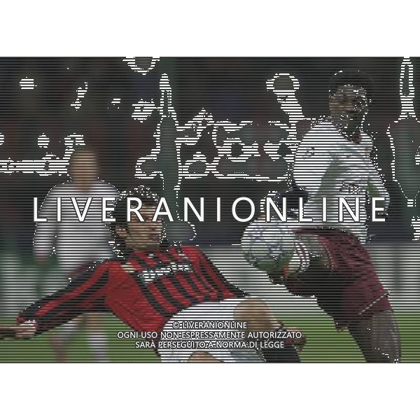 Milan - Arsenal Ottavi di finale di ritorno Champions League 04/03/2008 nella foto kakha kaladze e adebayor ph luzzani/Ag. Aldo Liverani sas