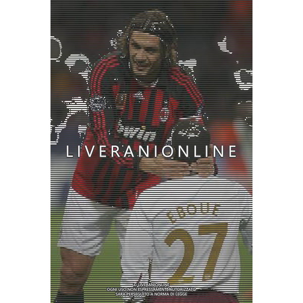 Milan - Arsenal Ottavi di finale di ritorno Champions League 04/03/2008 nella foto paolo maldini e eboue ph luzzani/Ag. Aldo Liverani sas