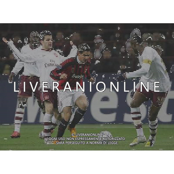 Milano 04-03-2008 Champions League 2007/08 milan-arsenal 0:1 nella foto pato, cesc fabregas e william gallas ph marco luzzani/ag aldo liverani s.a.s.