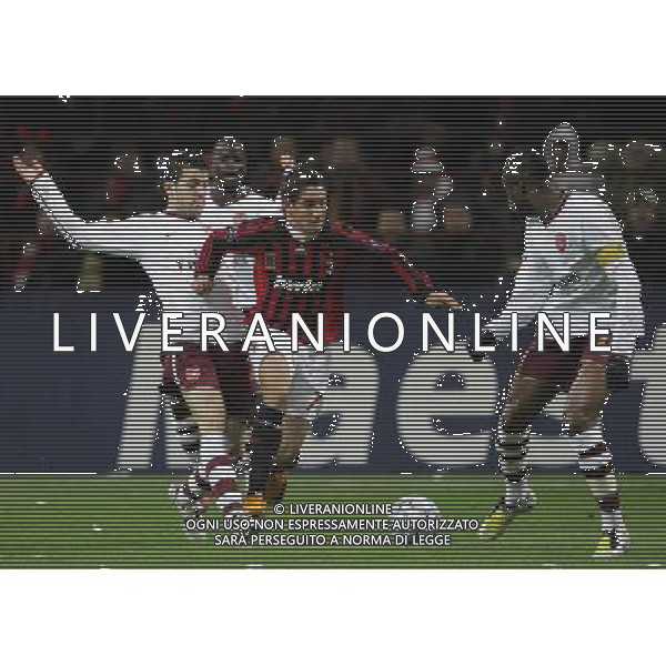 Milano 04-03-2008 Champions League 2007/08 milan-arsenal 0:1 nella foto pato, cesc fabregas e william gallas ph marco luzzani/ag aldo liverani s.a.s.