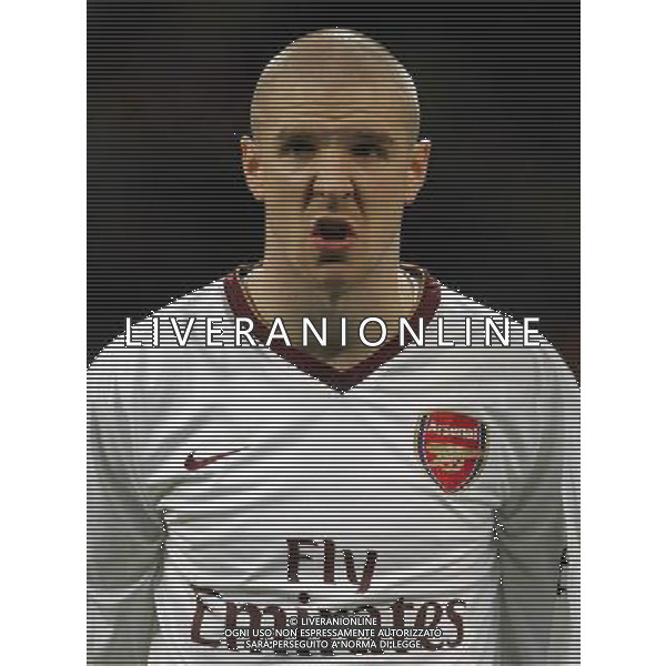 Milano 04-03-2008 Champions League 2007/08 milan-arsenal 0:1 nella foto philippe senderos ph marco luzzani/ag aldo liverani s.a.s.