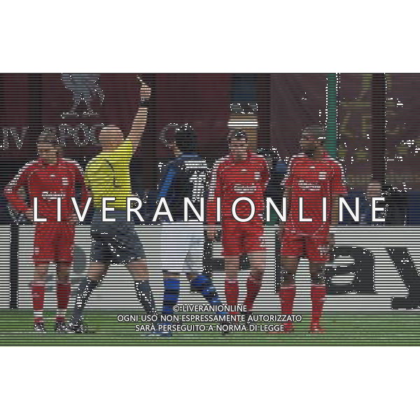 Champions League 2007/2008 Ottavi di Finale Ritorno Milano - 11.03.2008 Inter-Liverpool Nella Foto:Babel ammonizione /Ph.Vitez-Ag. Aldo Liverani