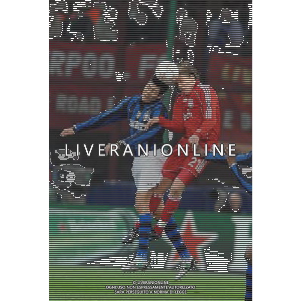 Champions League 2007/2008 Ottavi di Finale Ritorno Milano - 11.03.2008 Inter-Liverpool Nella Foto: Julio Cruz-Lucas Leiva /Ph.Vitez-Ag. Aldo Liverani