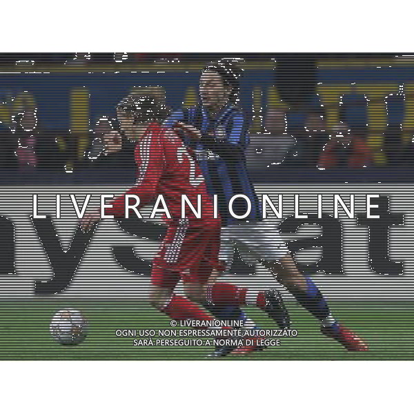 Inter - Liverpool Champions League ottavi di finale di ritorno 11/03/2008 nella foto zlatan ibrahimovic e lucas leiva ph luzzani/Ag. Aldo Liverani sas