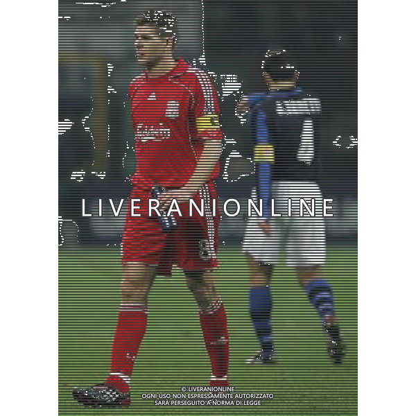 Inter - Liverpool champions league ottavi di finale di ritorno 11/03/2008 nella foto steven gerrard, javier zanetti a fine gara ph luzzani/Ag. Aldo Liverani sas