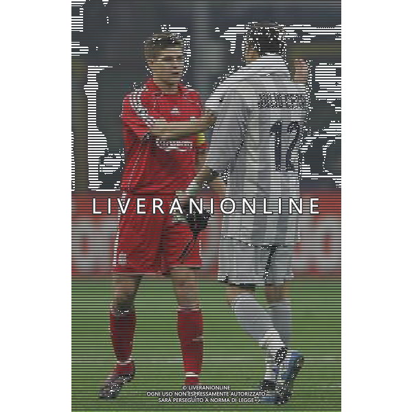 Milano 11-03-2008 champions league 2007/08 inter-liverpool 0:1 nella foto steven gerrard e julio cesar ph marco luzzani/ag aldo liverani s.a.s.