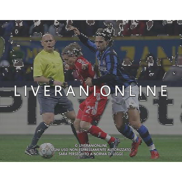 Milano 11-03-2008 champions league 2007/08 inter-liverpool 0:1 nella foto lucas leiva e zlatan ibrahimovic ph marco luzzani/ag aldo liverani s.a.s.